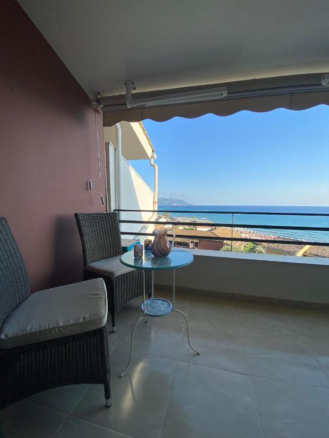Daydream Seaview Deluxe Home 152 By New Era In Glyfada Beach Corfu Exterior photo